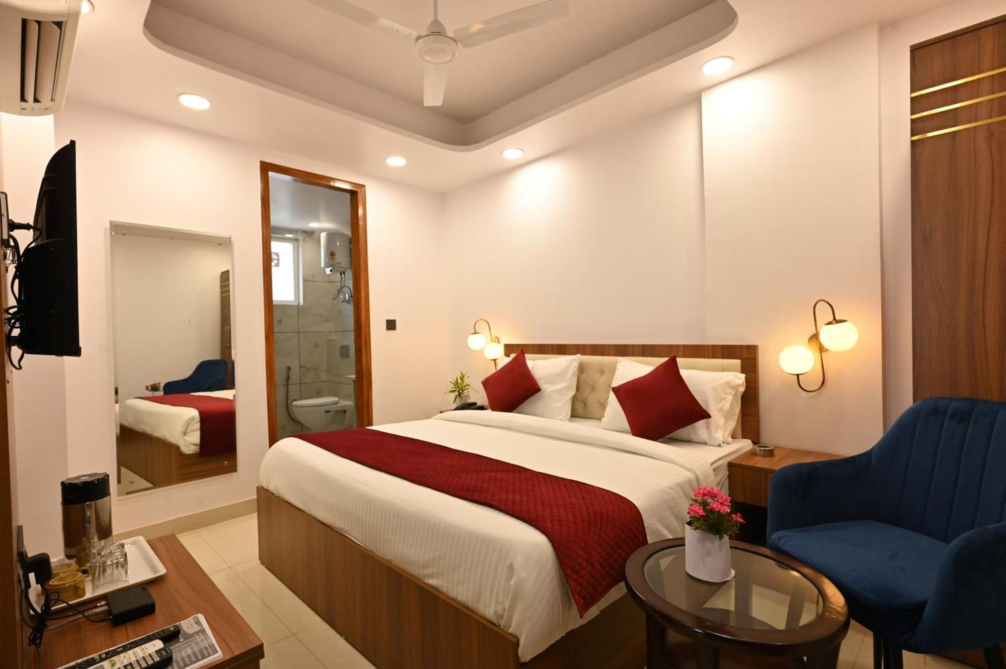 Hotel Down Town Paschim Vihar Delhi  Exterior foto