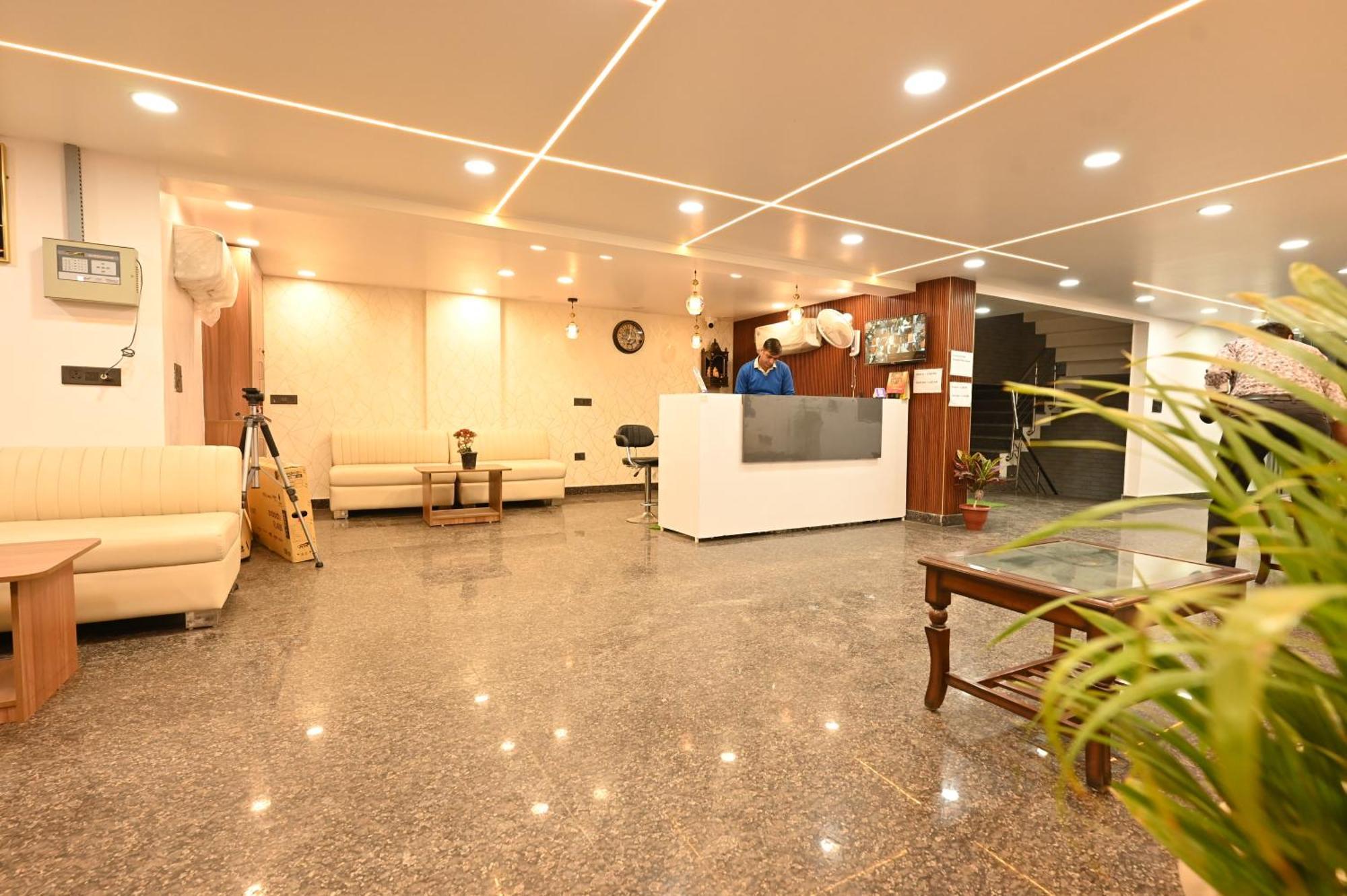Hotel Down Town Paschim Vihar Delhi  Exterior foto