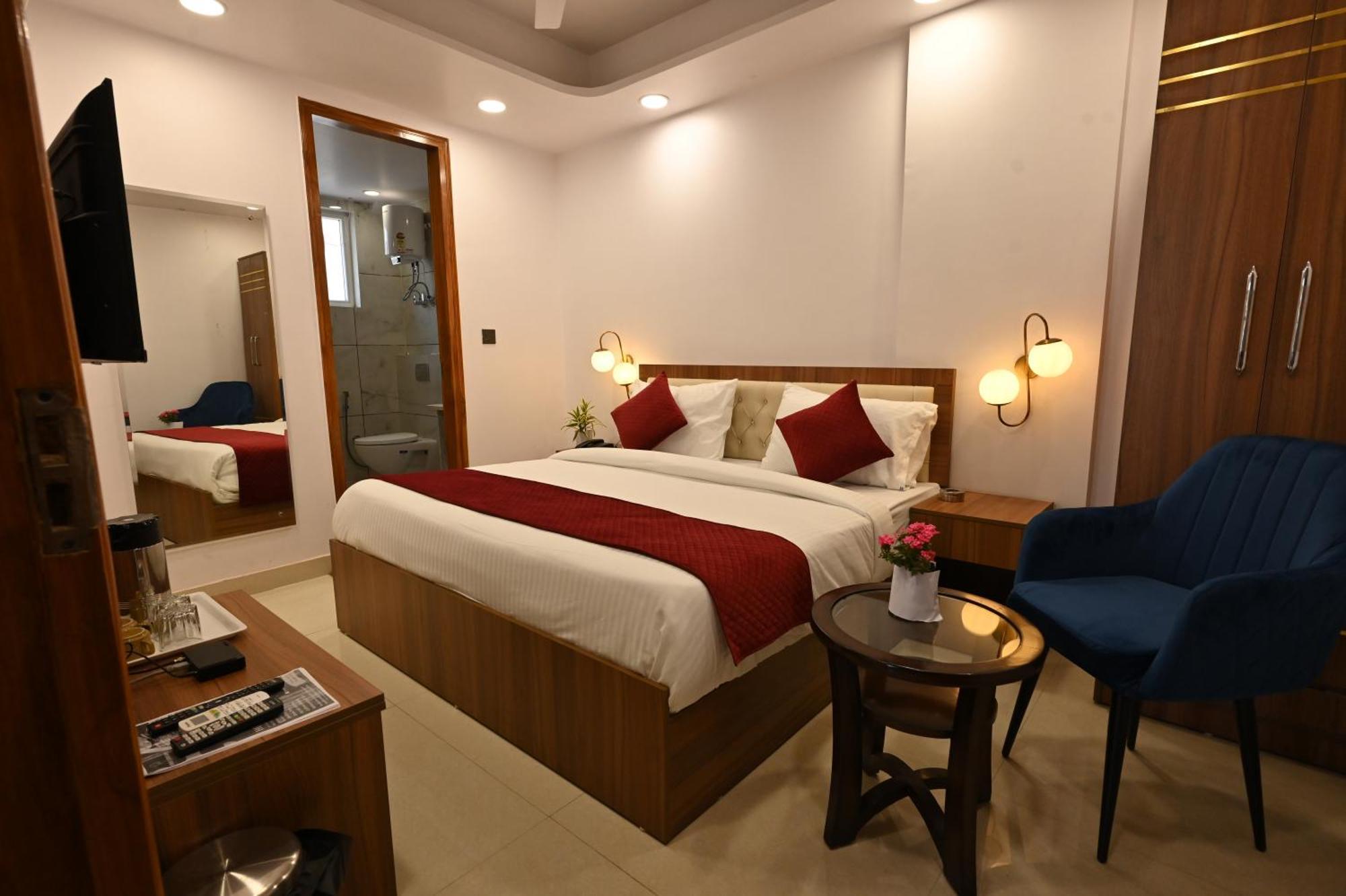 Hotel Down Town Paschim Vihar Delhi  Exterior foto