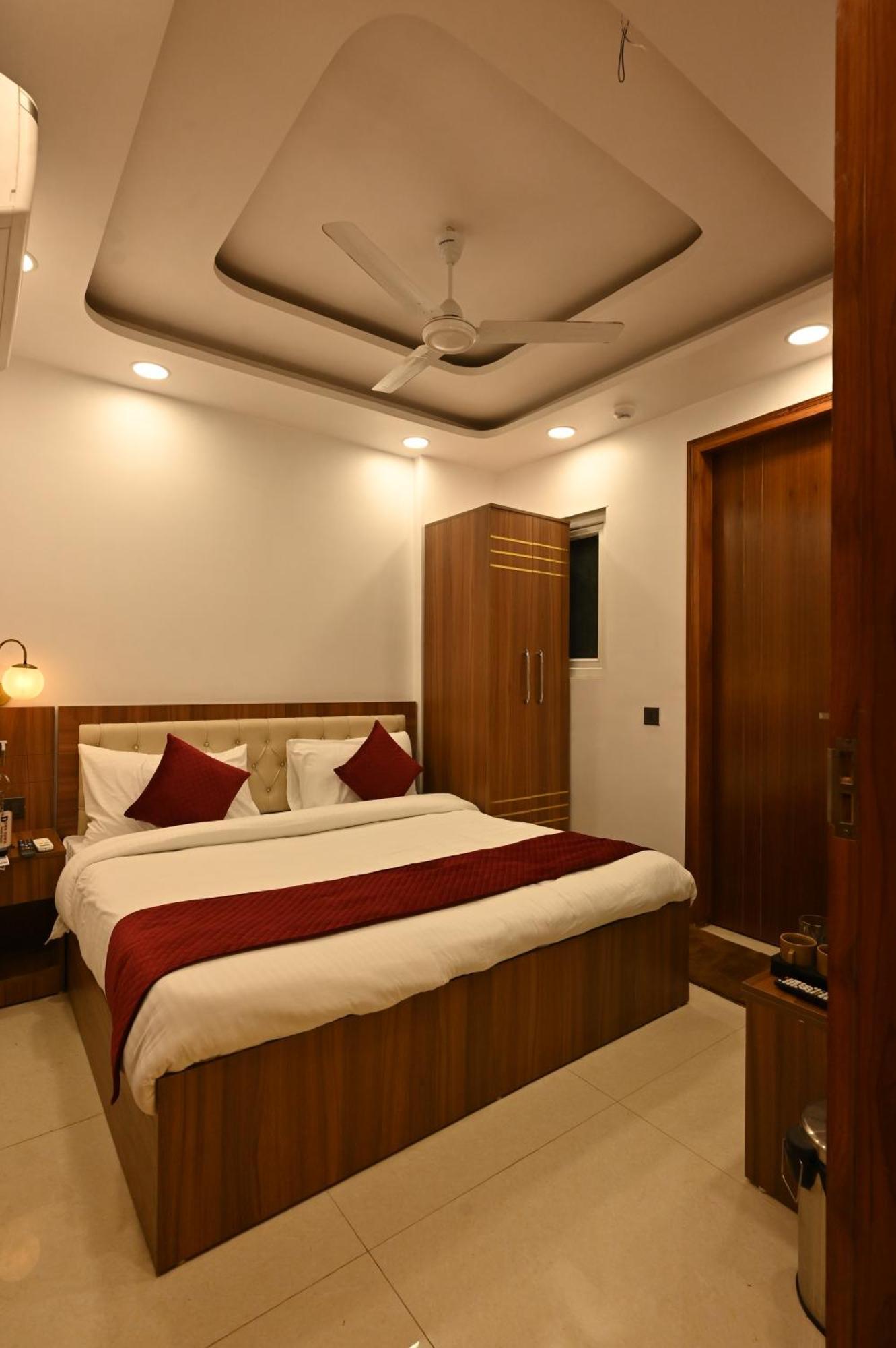 Hotel Down Town Paschim Vihar Delhi  Exterior foto