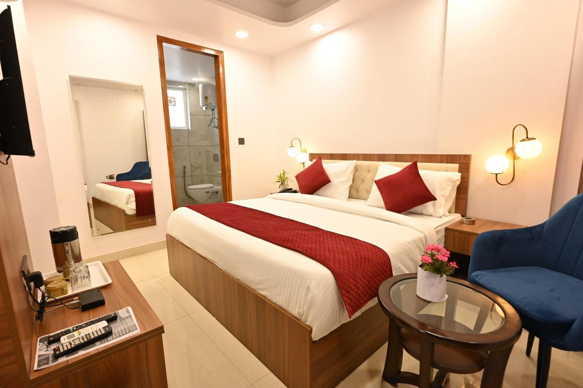 Hotel Down Town Paschim Vihar Delhi  Exterior foto